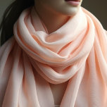 Pastellpfirsichfarben Schal<br><div class="desc">Mit diesem fließenden Chiffonschal aus Pastel Peach verwöhnen Sie sich mit sanfter Eleganz. Dieser längliche Rechteck-Schal mit einer Breite von 16 Zoll und einer Länge von 72 Zoll bietet unendliche Stilmöglichkeiten - ob über die Schultern gezogen, um den Hals gebunden oder als Kopftuch getragen. Dieser Schal ist aus leichtem Chiffon...</div>