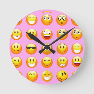 Pastellrosa Emoji Runde Wanduhr