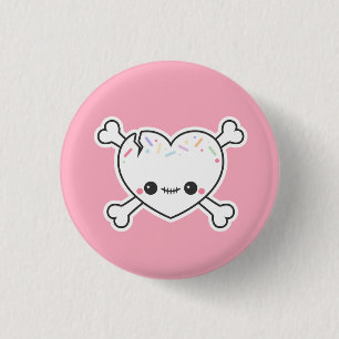 Pastellrosa Niedliches Herz Schädel Button
