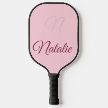 Pastellrosa Vollfarbe mit Monogramm