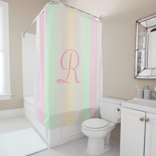 Pastellstreifen Duschvorhang blass rosa Monogramm (Beispiel)
