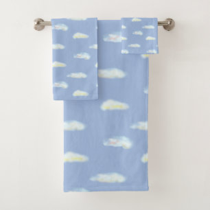Pastellwolken auf himmelblauem Badehandtuch-Set Badhandtuch Set