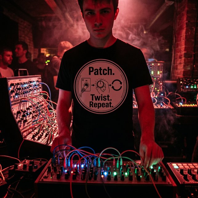 Patch Twist Repeat. – Modular-Synthesizer T-Shirt (Von Creator hochgeladen)