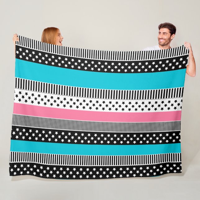 Patchwork aus mehrfarbigen Streifen aus Stoff i Fleecedecke (Beispiel)