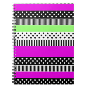 Patchwork aus schwarz-weiß und neonfarbenen Streif Notizblock