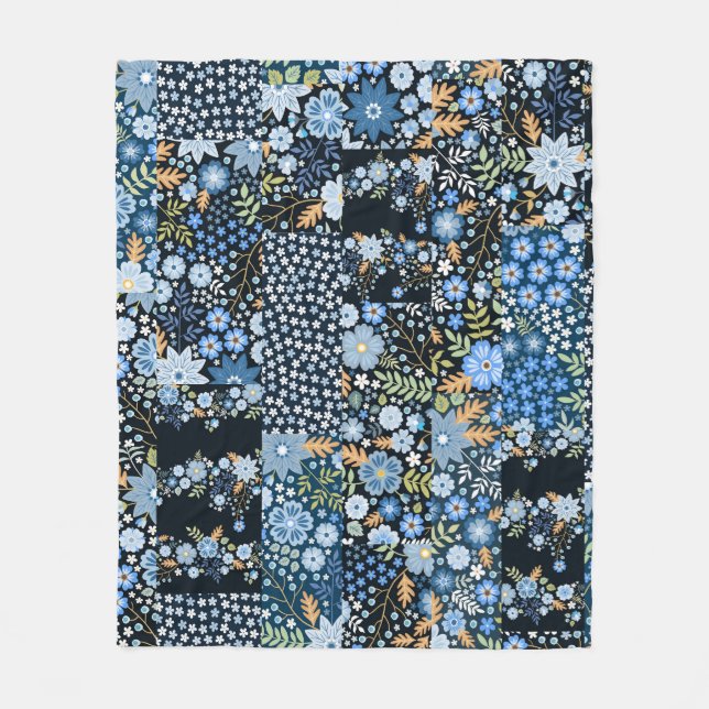Patchwork Blaue Blumen: Nahtloser Stoff. Fleecedecke (Vorderseite)