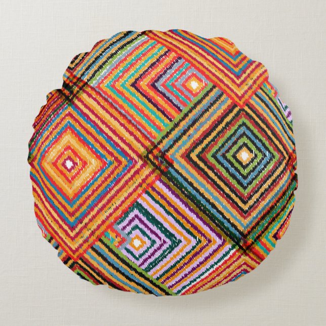 Patchwork-Design mit Aztec-Quadraten. Rundes Kissen (Vorderseite)