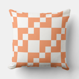 Patchwork Domino - Peach and White Kissen