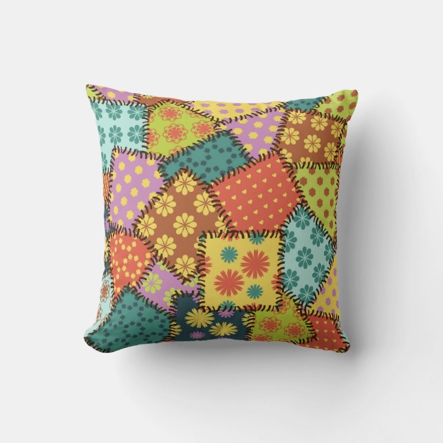 Patchwork-Hintergrund mit verschiedenen Mustern Kissen (Vorderseite)