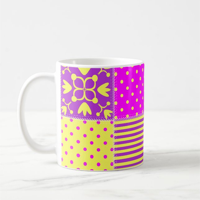 Patchwork-Hintergrund mit verschiedenen Mustern Ku Kaffeetasse (Links)