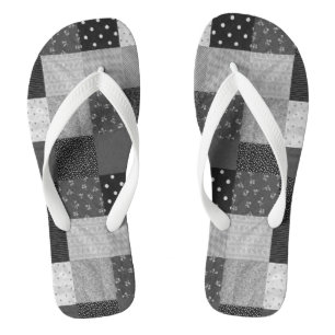 Patchwork im Vintagen Schwarzweißstil Flip Flops