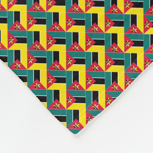 Patchwork Mosambik Flaggenmuster Fleecedecke (Ecke)