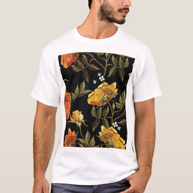 Patchwork Sanft: Handgezeichnetes Design T-Shirt (Vorderseite)