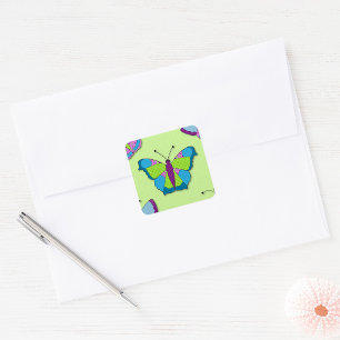 Patchwork-Schmetterlingsmuster auf Grün Quadratischer Aufkleber