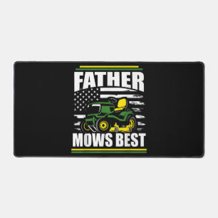 Pater Mows Best Funny Lawn Mower American Flag Fla Schreibtischunterlage