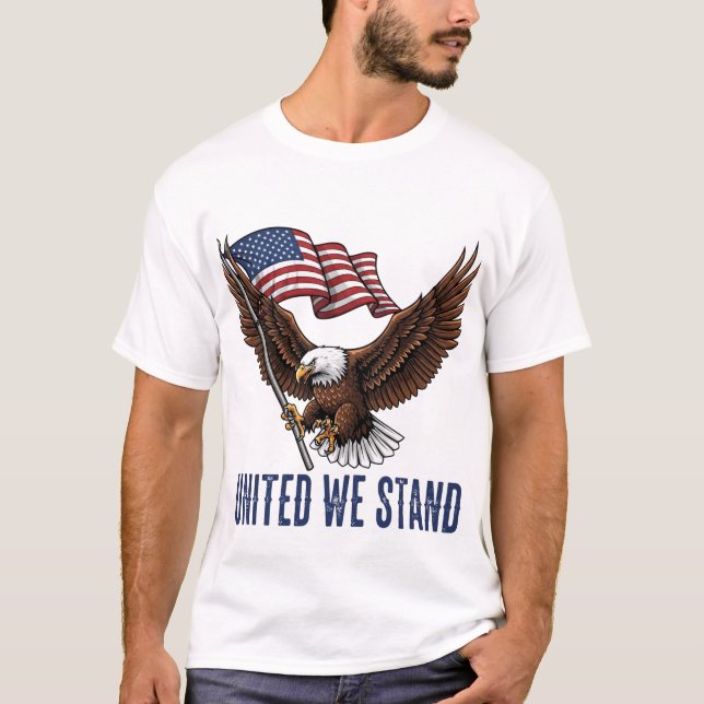 Patriotic Bald Eagle mit amerikanischer Flagge - " T-Shirt (Vorderseite)