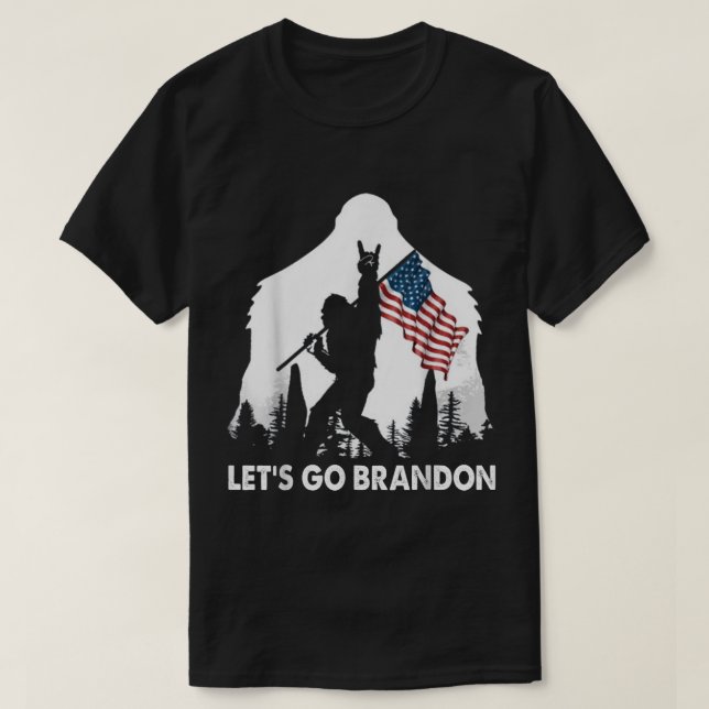 Patriotic Bigfoot Adventure Design T-Shirt (Design vorne)