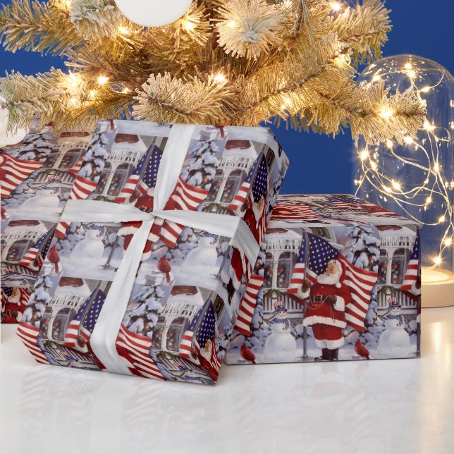 Patriotic Christmas Santa Holding American Flag Geschenkpapier (Feiertage)