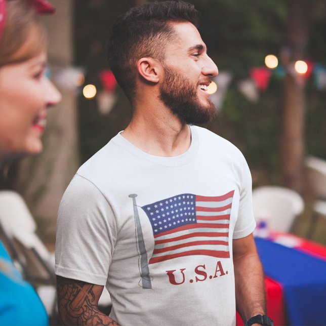 Patriotic Red White and Blue Men's Trendy T-Shirt (Von Creator hochgeladen)