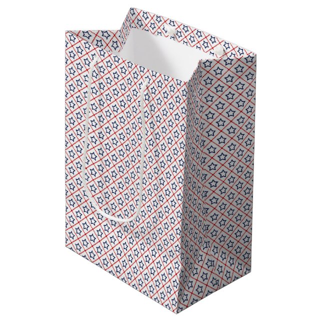 Patriotic Stars Gift Bag Mittlere Geschenktüte (Vorderseite Schrägansicht)