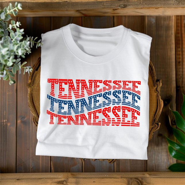 Patriotic Tennessee Red and Blue Boho T - Shirt (Von Creator hochgeladen)