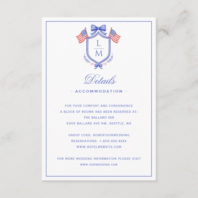 Patriotic US Flag Crest | Monogram Wedding Details Begleitkarte (Vorderseite)