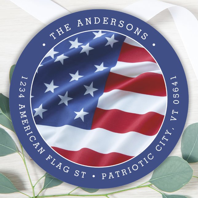 Patriotic USA American Flag Blue Rücksendeadresse Runder Aufkleber (Von Creator hochgeladen)