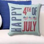 Patriotic USA Flag 4. Juli Kissen<br><div class="desc">Niedliches Patriotic USA Flag Herz 4. Juli Throw Kissen! Mit niedlichen erschütterten amerikanischen Flag Herzen, um ein lustiges rot, weiß und blau Bild zu machen! Passen Sie die Hintergrundfarben und die Schriftart an, wenn Sie möchten! Feiern Sie die US Flagge mit diesem Party im Sommer.</div>