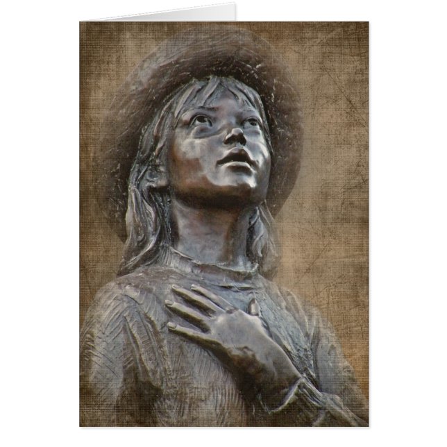 patriotic young girl statue (Vorne)