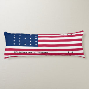 Patriotische Bikini-Atollflagge Seitenschläferkissen