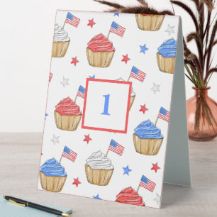 Patriotische Cupcakes/Stars Tischnummer Tischaufsteller