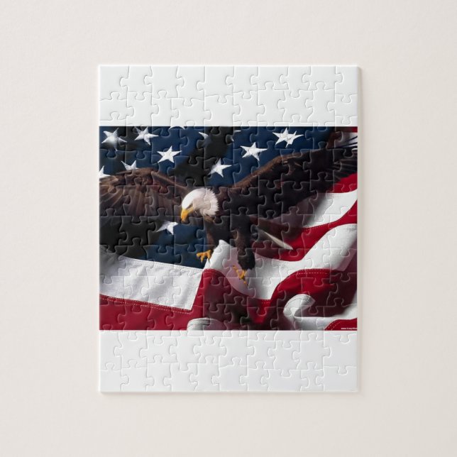 Patriotische Eagle-amerikanische Flagge (Vertikal)