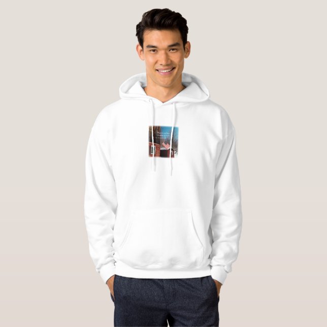 Patriotische Erinnerungen unter der Stallflagge Hoodie (Vorne ganz)