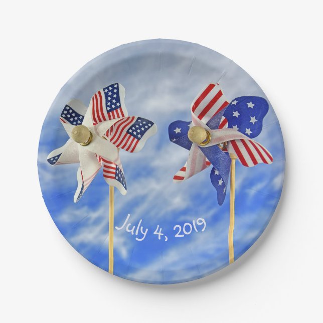 patriotische Fahne Pinwheel für den 4. Juli Pappteller (Vorderseite)