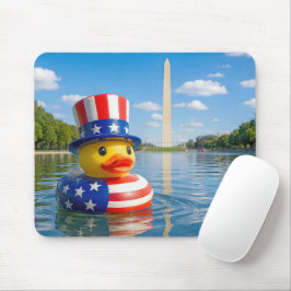 Patriotische Gummiente schwimmt im Reflecting Pool Mousepad