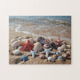 Patriotische Muscheln und Seesterne an einem Sands