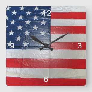 Patriotische Schönheit der amerikanischen Flagge i Quadratische Wanduhr