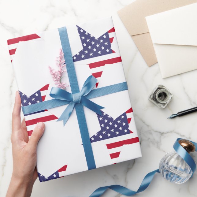 Patriotische US Flagge Modernes Weißes Blau Geschenkpapier (Schenken)