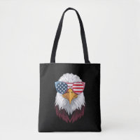 Patriotischer Adler der amerikanischen Flagge am 4