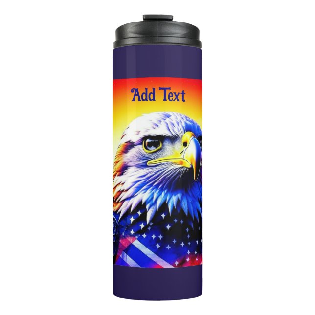 Patriotischer Adler und amerikanische Flagge Perso Thermosbecher (Vorderseite)