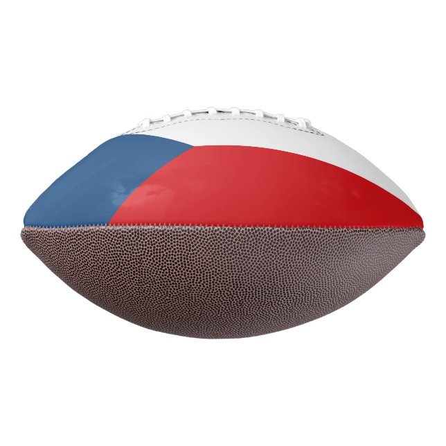 Patriotischer amerikanischer Fußball mit tschechis Football (Gedreht 270)