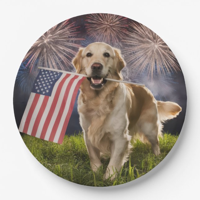 Patriotischer Goldener Retriever mit Feuerwerken Pappteller (Vorderseite)