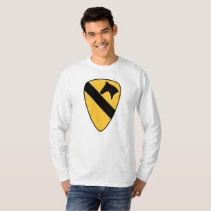Patriotischer Patch der ersten Cavalry Division T-Shirt