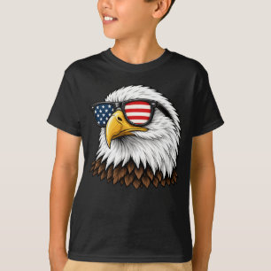 Patriotischer Weißkopfseeadler mit amerikanischer T-Shirt