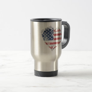 Patriotisches amerikanisches Herz in Grunge Reisebecher