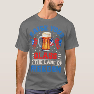 Patriotisches Bierglas zum Unabhängigkeitstag T-Shirt