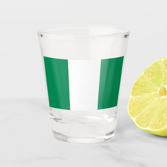 Patriotisches Schießglas mit der Flagge Nigerias Schnapsglas (Vorderseite)