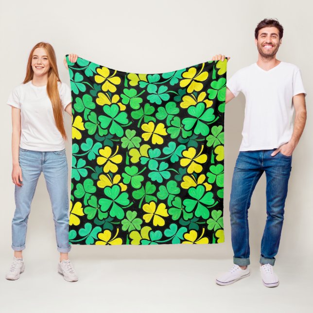 Pattern St. Patrick's Day Clovers Fleecedecke (Beispiel)