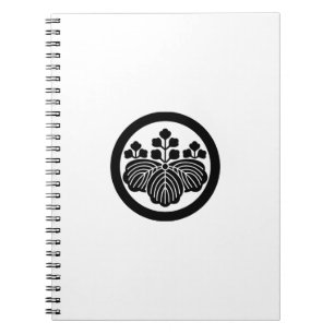 Paulownia mit 5&3 Blüten im Kreis Notizblock
