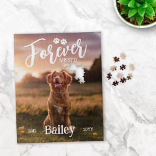 Paw Prints für immer Fehlgeduldigtes Hund-Foto